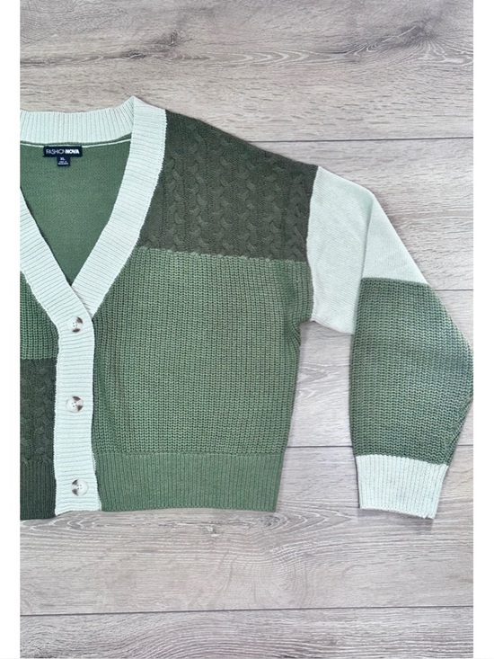 Fashion Nova Cropped Color Block Button Cardigan - Picture 5 of 16